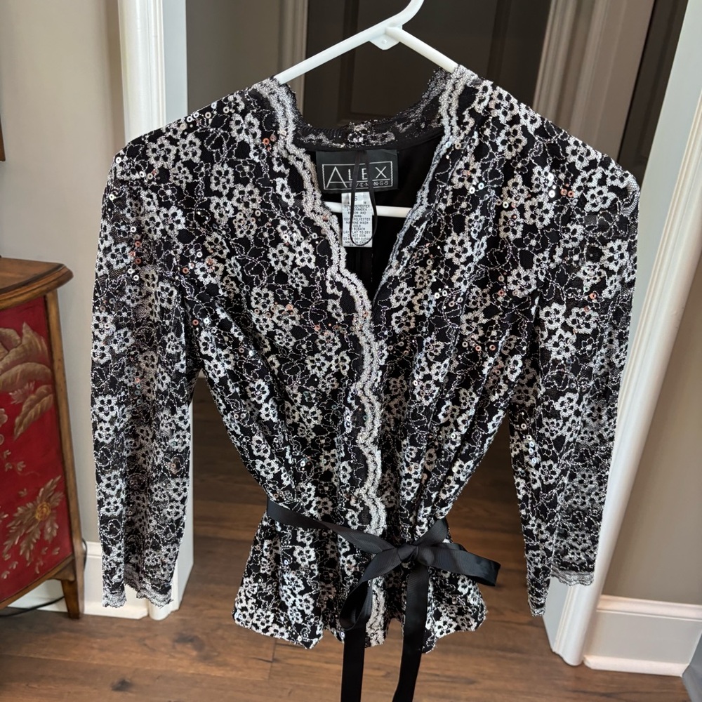 Alex Evenings Black and White Floral Lace Blouse